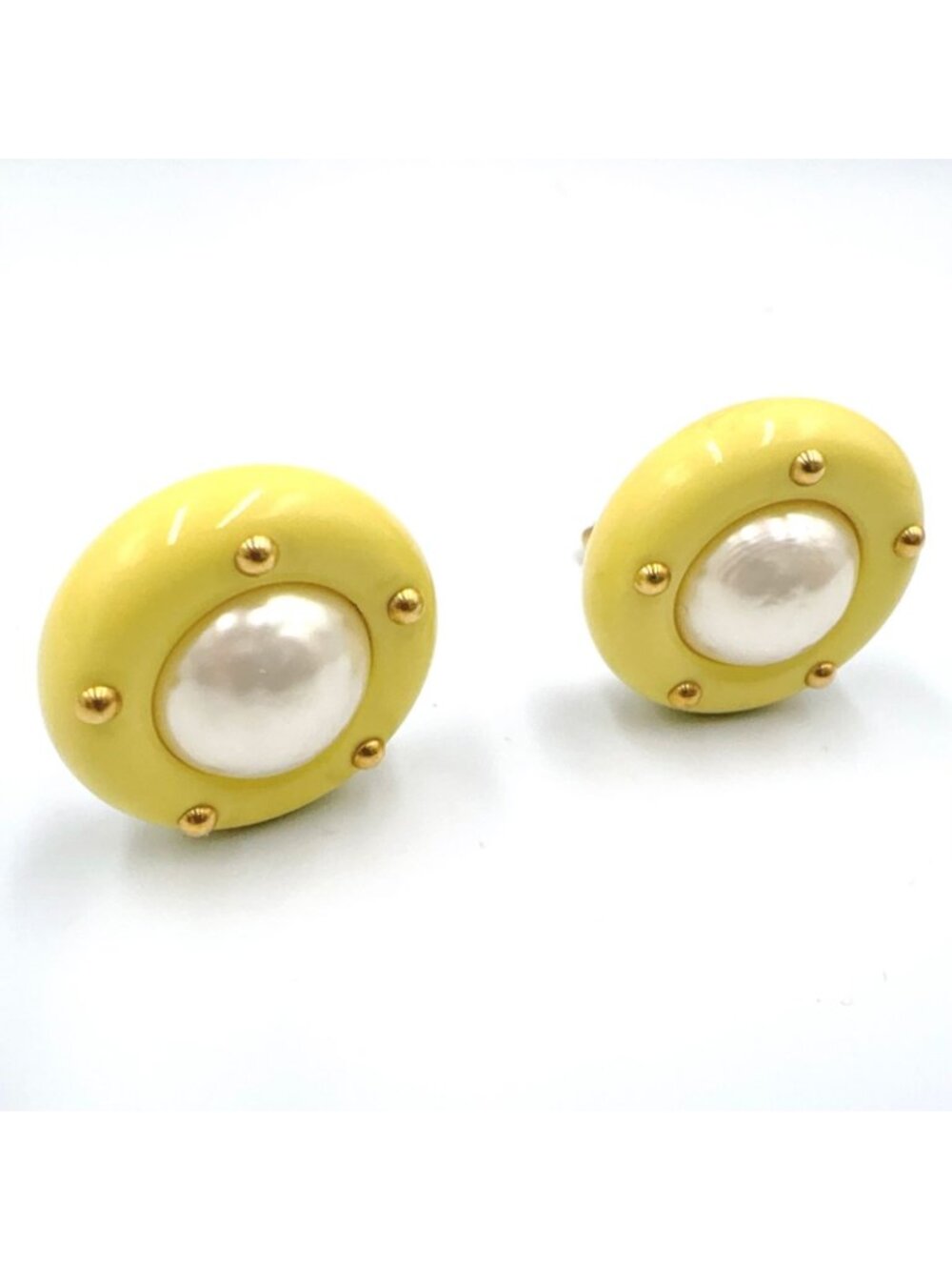 Chanel Color Plastic Studs Circle Faux Pearl Yellow Gold White Earrings - Picture 9 of 11